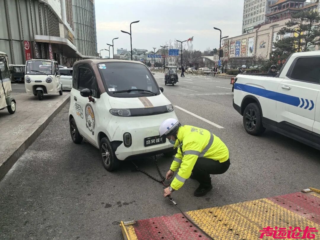 严查！三小车辆闯红灯、逆行、违停，通通不行！-11.jpg