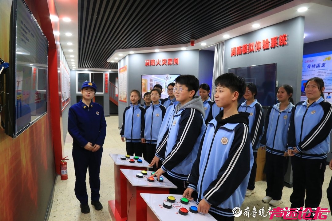 山东各地广泛开展“全国中小学生安全教育日”消防主题宣传活动-3.jpg