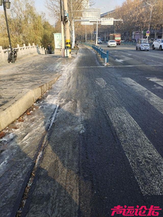 夏季腥臭冬季结冰？市民问政：济宁城区一路段因排污沦为"盲区"-1.jpg
